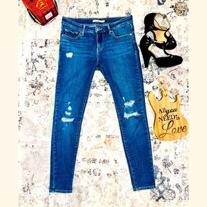 LEVI’S 711 Skinny Jeans 26